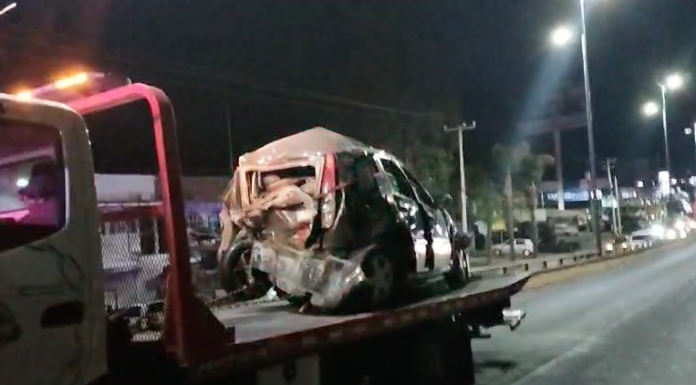 #ÚltimaHora #VIDEOS | Hombre en estado de ebriedad choca auto en el que iba una familia en el Libramiento de #Morelia