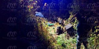 Mujer perece en accidente de motocicleta; su pareja resultó lesionado