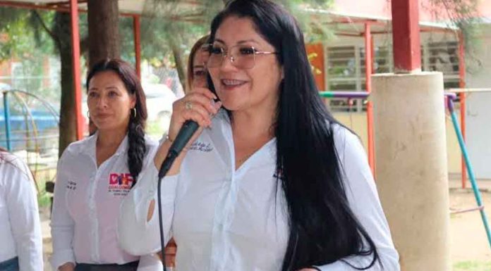 Alcaldesa de Coalcomán sigue sin aparecer en eventos públicos