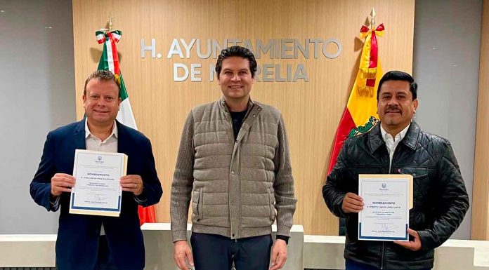 Designa Alfonso Martínez a nuevos funcionarios municipales