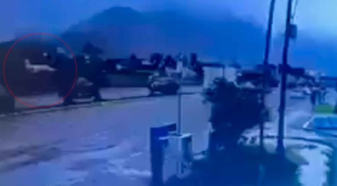 #VIDEO | Ahora en Brasil: Avioneta se estrella y causa una explosión