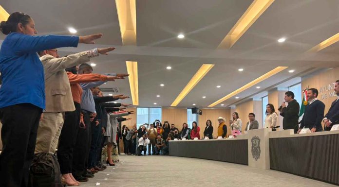 Rinden protesta ante Cabildo de Morelia seis jefes y jefas de tenencia