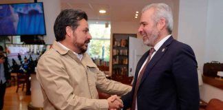 Bedolla y Zoé Robledo revisan acciones y proyectos del IMSS para Michoacán