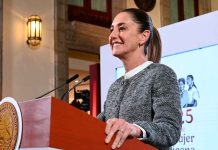 Presidenta Claudia Sheinbaum entrega 510 escrituras en Tepic: “Se está haciendo por justicia”