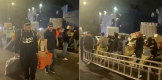 #México: Personas aprovechan para hacer ‘rapiña’ luego de que desalojaran a empresa de cuidado de calzado