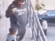 #VIDEO | #México: Sujeto golpea violentamente a un niño por negarse a cortarse el cabello