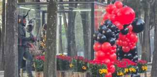 #VIDEO | #México: Instalan enorme altar al diablo en plena vía pública