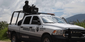 #VIDEOS | Enfrentamientos entre grupos delictivos se registran en Apatzingán; reportan uso de narcodrones