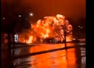 #VIDEOS | Avioneta accidentada en Filadelfia sería una ambulancia aérea mexicana; reportan 6 muertos