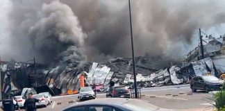 #VIDEO | Fuerte incendio consume el casino Royal Yak y negocio de brincolines en Culiacán