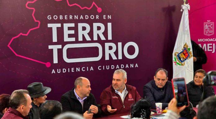 Bedolla dará seguimiento a propuestas ciudadanas para el desarrollo de Huandacareo