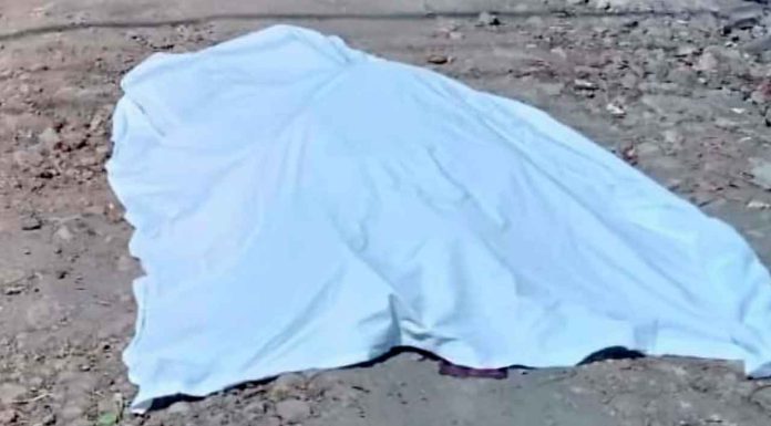 Pistoleros persiguen y matan a un masculino en la colonia La Florida de Apatzingán