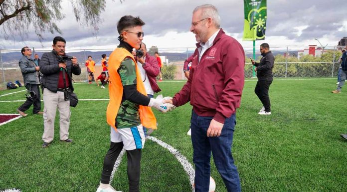 #Imágenes | Para la prevención del delito, inaugura Bedolla cancha en Tarímbaro