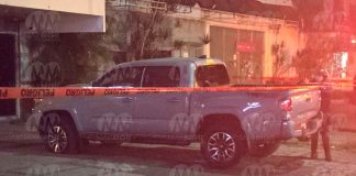 #Imágenes | Delincuentes balean a un hombre por resistirse al robo de su camioneta, al noroeste de Michoacán