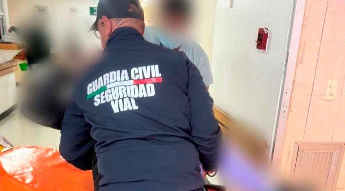 Agente de Seguridad Vial auxilia a menor afectada por crisis epiléptica severa en Morelia