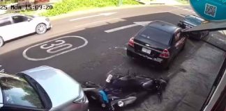 #VIDEO | Morelia: Mujer derrumba motocicletas con su auto