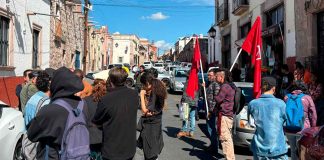#Imágenes | Denuncian integrantes de la Unión de Fuerzas Populares a Gobierno del estado por presuntamente quererlos despojar de inmueble
