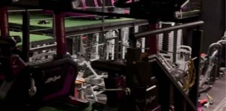 Hombre muere haciendo ejercicio en la inauguración de un gym