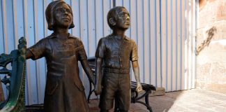 De nueva cuenta, roban parte de la escultura “Los niños españoles” en el Centro de la ciudad