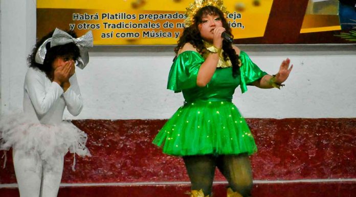 #Imágenes | Coenenses viven tarde de magia y alegría con presentación teatral en la cabecera municipal