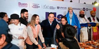 #Imágenes | Zamora: Carlos Soto encabezó la tradicional Mega Rosca de Reyes