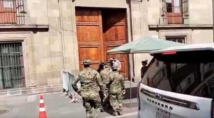 #Video // Sheinbaum se reúne con su gabinete tras declaración de emergencia nacional en la frontera por parte de Trump