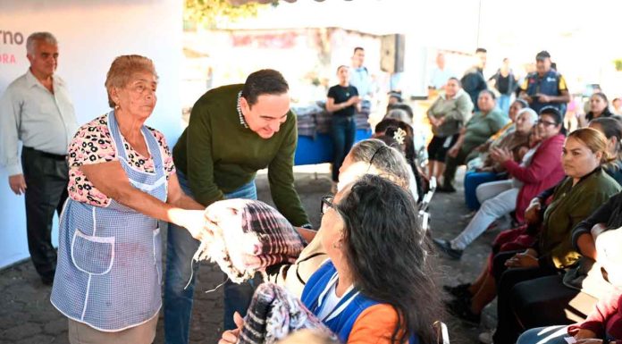 Carlos Soto concluyó con éxito la campaña “Zamora sin frío” en Romero de Torres