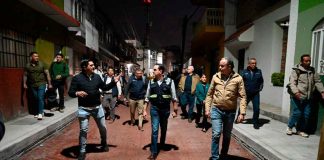 Carlos Soto supervisa avances en la pavimentación y rehabilitación integral de la calle Dr. Verduzco