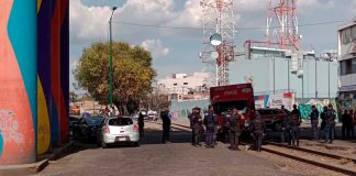 #Imágenes | Normalistas atraviesan vehículos en las vías férreas y Av. Madero Poniente de Morelia
