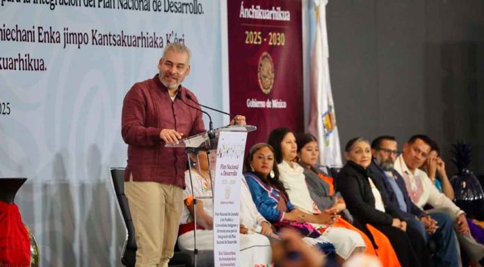 #Imágenes // En Foro Nacional Indígena, Bedolla destaca papel de autogobiernos