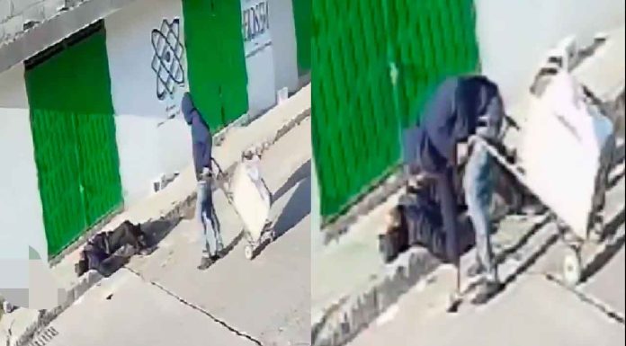 #VIDEO #Viral | Joven es elogiado en redes por devolver celular a hombre dormido en la calle #México