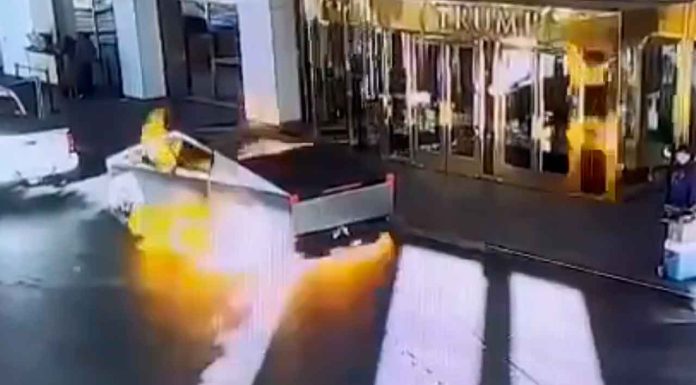 #VIDEO // Soldado de EUA, responsable de la explosión de Cybertruck frente a hotel de Trump