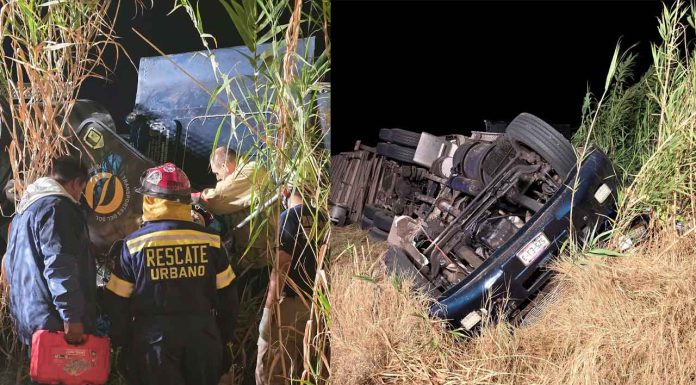 #Imágenes | Chofer de tráiler aguacatero sobrevive de milagro, tras volcar y quedar prensado