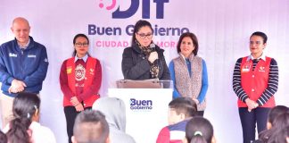 DIF Zamora e Híper Soriana llevan alegría a niños del programa “Becas Padrino”