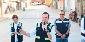 Carlos Soto entrega obra de pavimentación y servicios en la colonia La Libertad