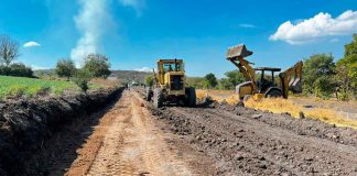#Imágenes | Con un avance del 80 por ciento la obra de pavimentación del acceso al panteón de Aquiles Serdán en Zamora