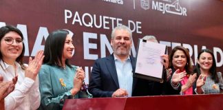 #VIDEO | Cero tolerancia a deudores alimentarios; Bedolla firma paquete de iniciativas