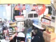 #Video // Policía repele asalto en Oxxo: Ladrón recibió disparos tras romper la puerta