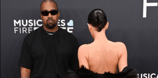 #Video // Kanye West y Bianca Censori causan revuelo en la alfombra roja de los Grammy 2025