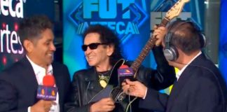 #VIDEO | Alex Lora asiste como invitado especial al partido Puebla vs América y su participación se viraliza en redes