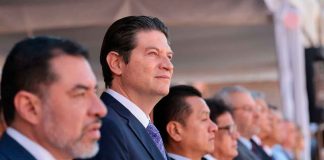 Asiste Alfonso Martínez a nombramiento de nuevo Comandante de XXI Zona Militar
