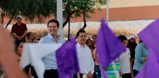 Profesores y directivos de escuelas públicas reconocen apoyo de Alfonso Martínez