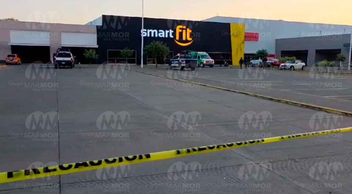 #VIDEO | Preliminar, un hombre muerto y una mujer lesionada a balazos en gimnasio al noroeste de Michoacán