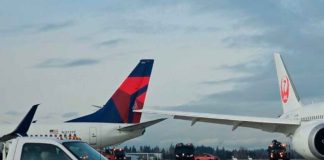 #VIDEO | Tripulación y pasajeros de avión son evacuados tras choque de dos aviones #Internacional