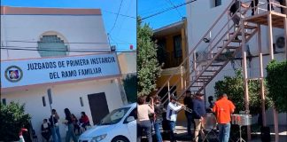 #Video #Viral // Mujer celebra su divorcio contratando una banda para amenizar el momento #México