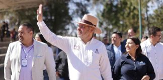 #Imágenes | Bedolla comprometido con la paz y la seguridad; inaugura cancha en Quiroga