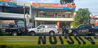 #VIDEO | Empistolados matan al hijo del dueño del restaurante Brisas del Mar ubicado en el Blvd. García de León