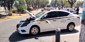 #VIDEO | Se reporta choque entre un taxi y un camión de pasajeros #Morelia