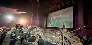 #VIDEO | Techo de cine colapsa en plena función y causa pánico entre los cinéfilos #Internacional