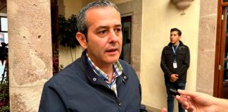 Despide Policía Morelia a policías que aparecen en video agresión